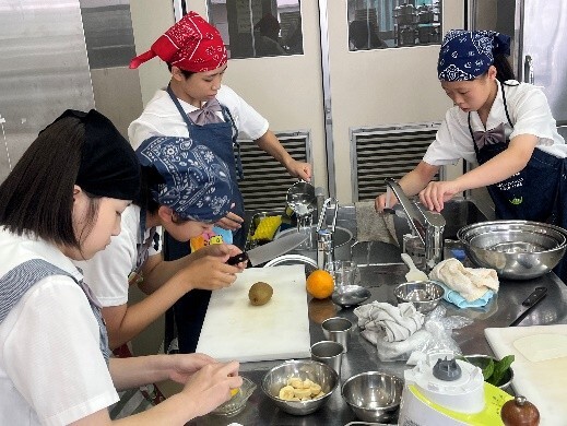 「順心母の日プレゼント」をおこないました
